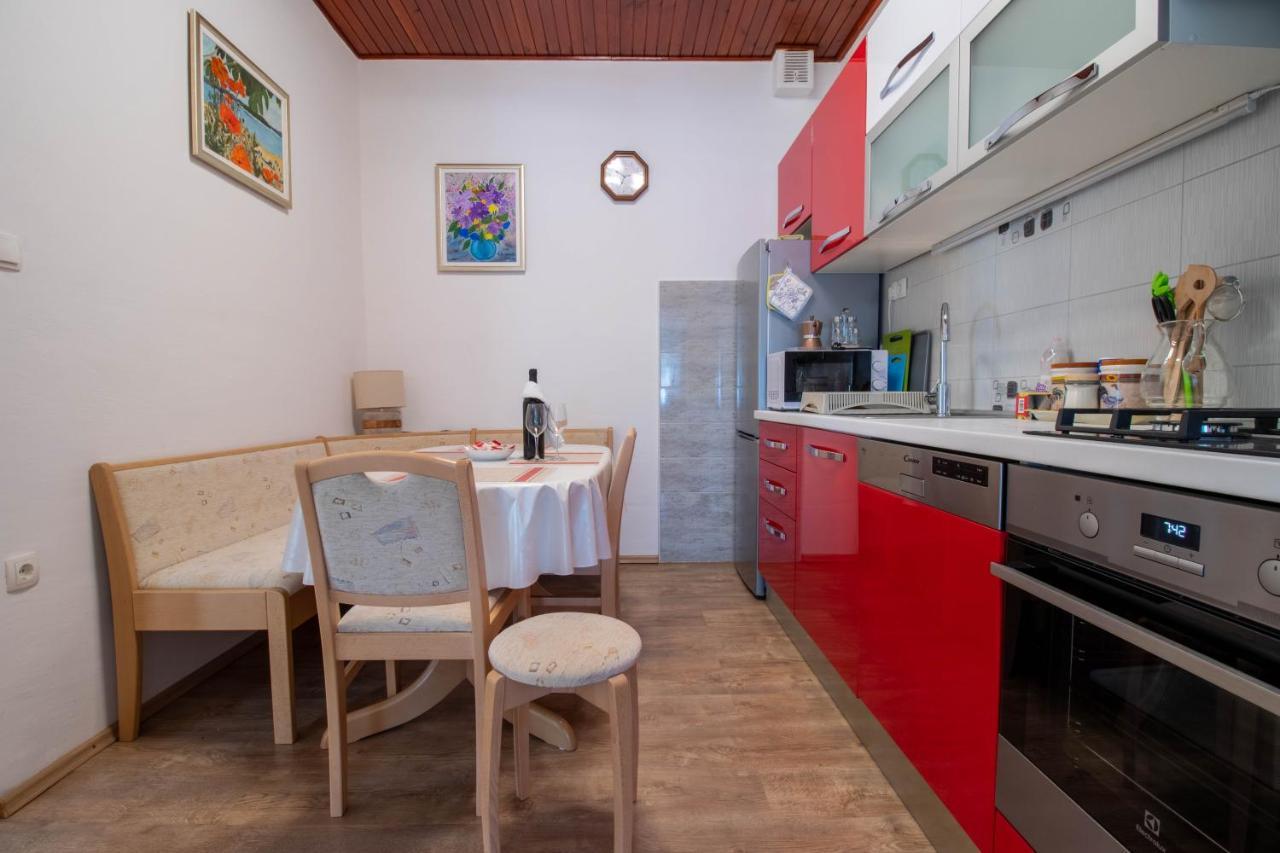 Apartman Ivan Drniš 外观 照片