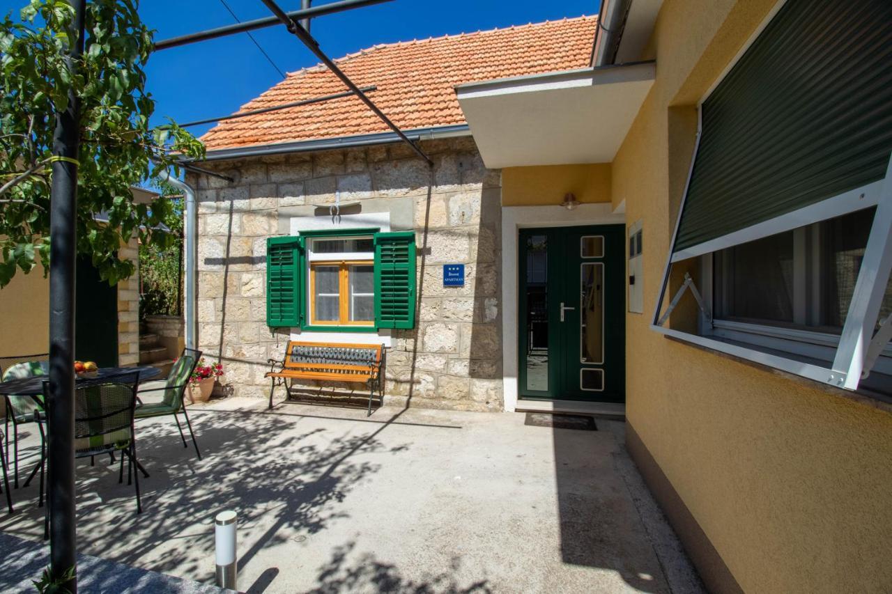 Apartman Ivan Drniš 外观 照片