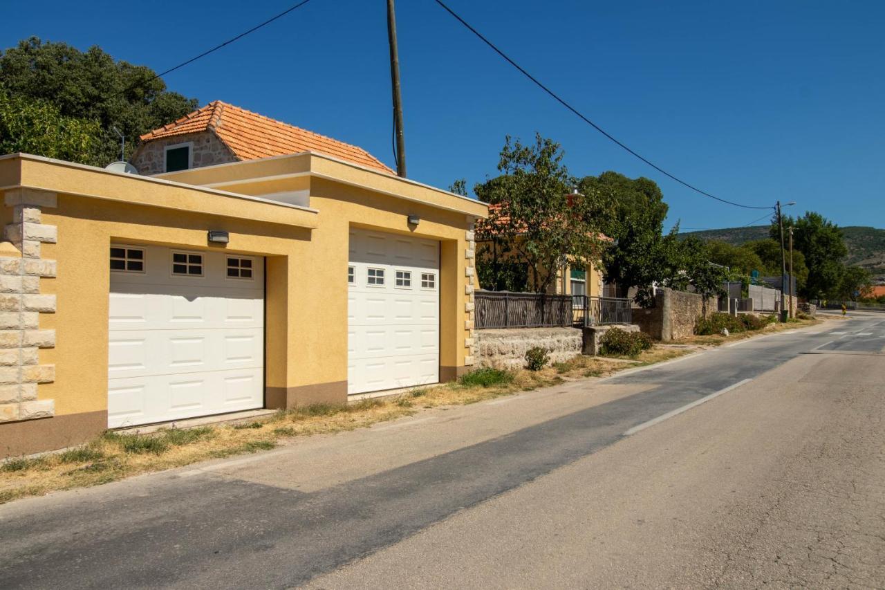 Apartman Ivan Drniš 外观 照片