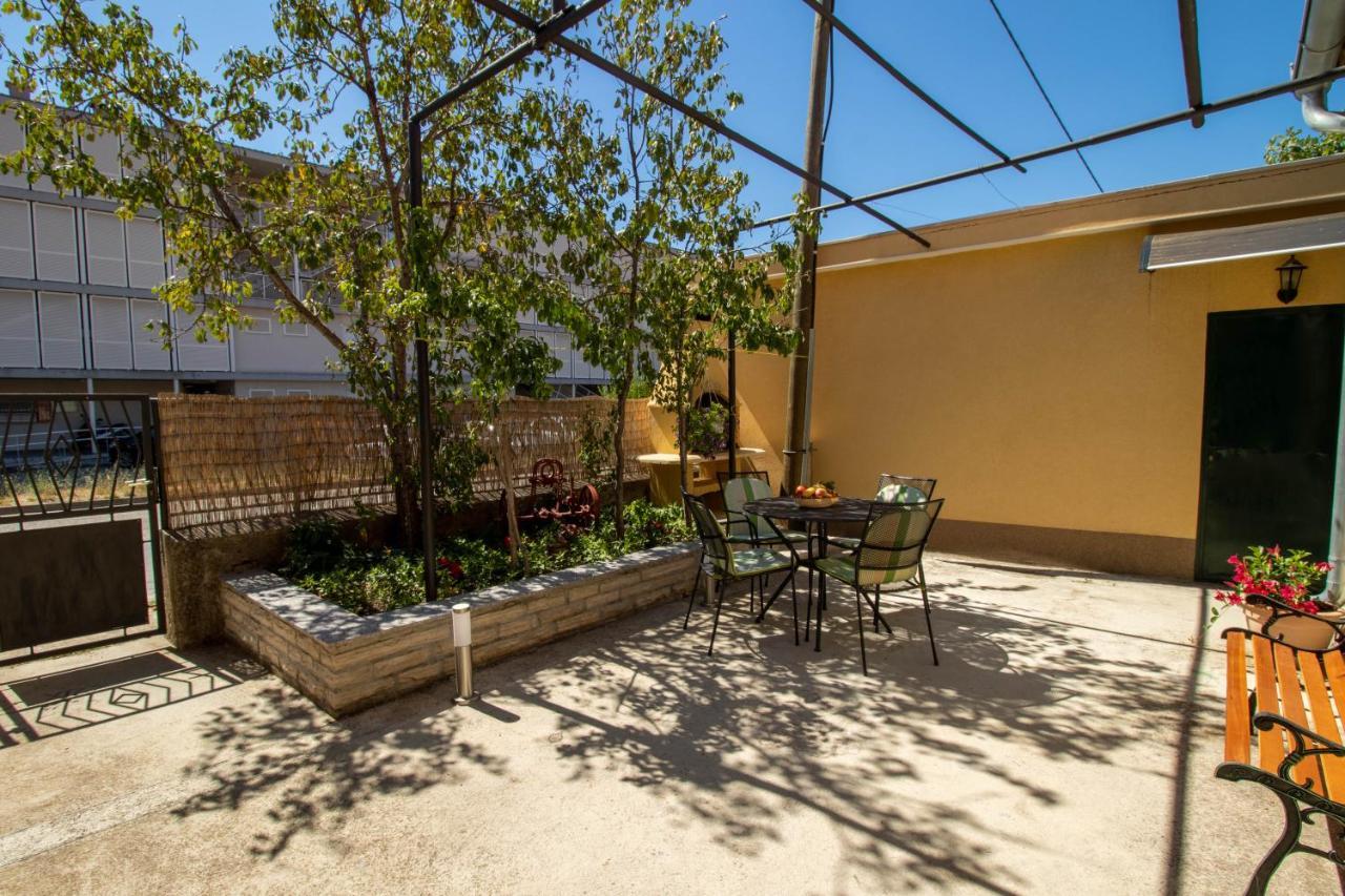 Apartman Ivan Drniš 外观 照片